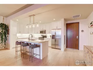 Photo #3: 962605 Listing