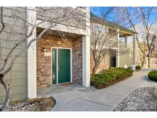 Photo #1: 962606 Listing