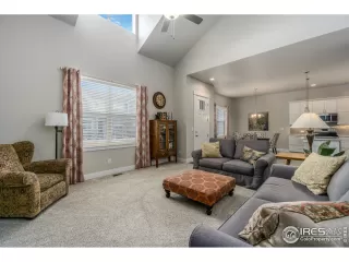 Photo #2: 962634 Listing