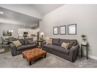 Photo #3: 962634 Listing