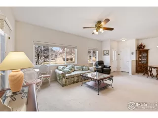 Photo #6: 962676 Listing