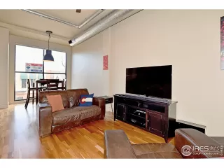 Photo #2: 962691 Listing