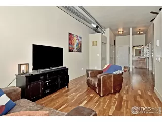 Photo #4: 962691 Listing