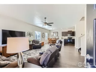 Photo #2: 962738 Listing