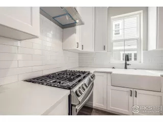 Photo #4: 962745 Listing 