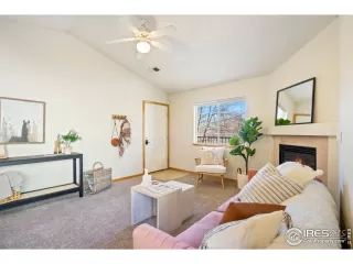 Photo #3: 962761 Listing