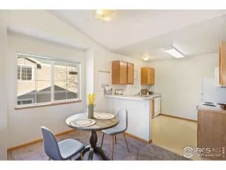 Photo #5: 962761 Listing