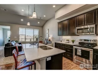 Photo #3: 962795 Listing 