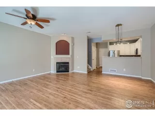 Photo #2: 962824 Listing