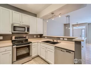 Photo #5: 962824 Listing