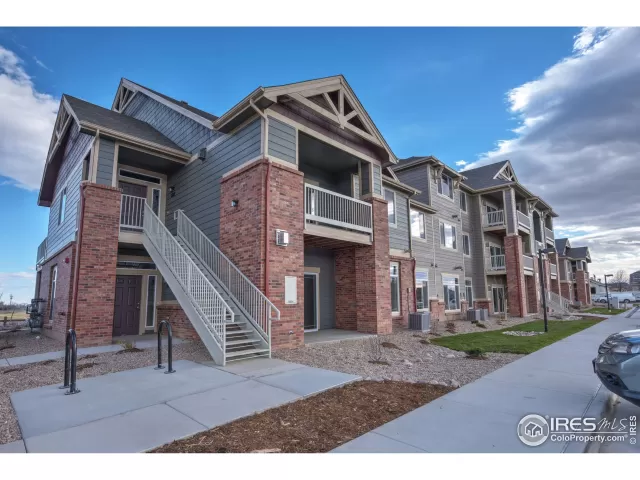 MLS: 962842 Condo For Sale