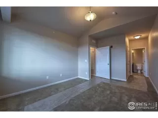 Photo #2: 962842 Listing