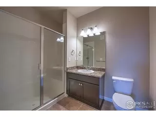 Photo #4: 962842 Listing