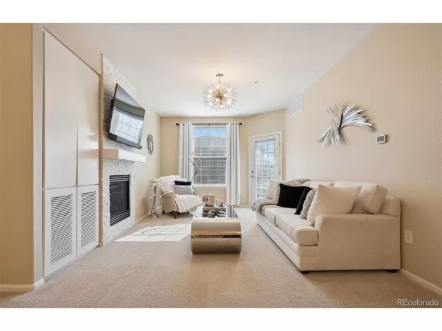 MLS: 9629557 Condo For Sale