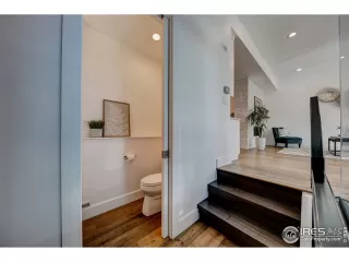 Photo #5: 962959 Listing