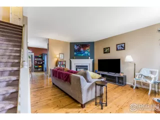 Photo #5: 962965 Listing 