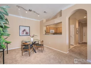 Photo #4: 962971 Listing