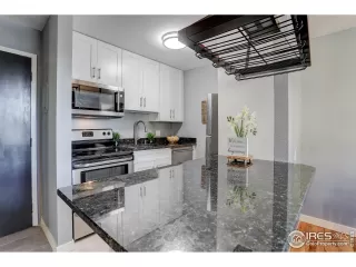 Photo #2: 963047 Listing