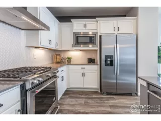 Photo #5: 963089 Listing 