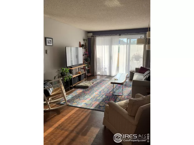 MLS: 963187 Condo For Sale