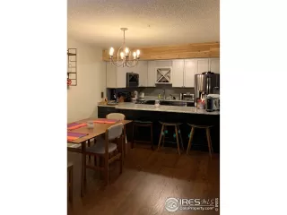 Photo #5: 963187 Listing 