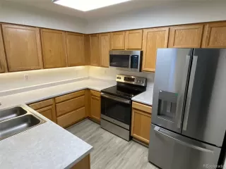 Photo #2: 9631873 Listing