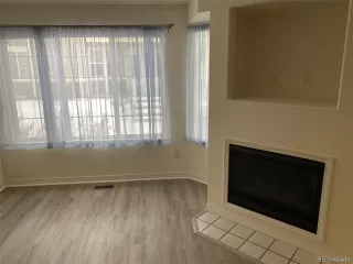 Photo #6: 9631873 Listing