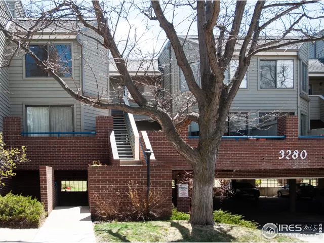 MLS: 963221 Condo For Sale