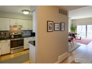 Photo #2: 963221 Listing