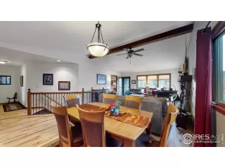 Photo #5: 963300 Listing 