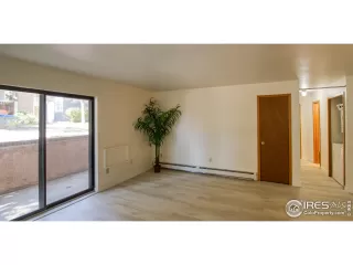 Photo #4: 963318 Listing