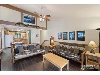 Photo #4: 963330 Listing