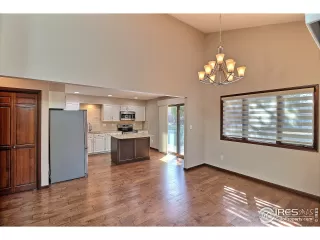 Photo #5: 963331 Listing