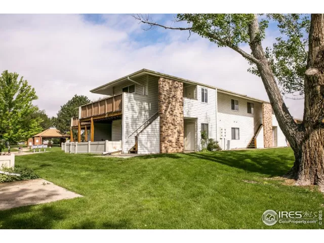 MLS: 963338 Condo For Sale