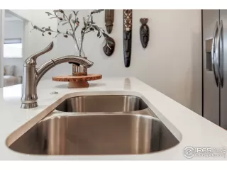 Photo #3: 963400 Listing 