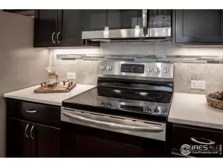 Photo #5: 963400 Listing 