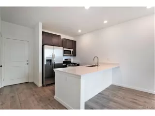 Photo #4: 9634081 Listing