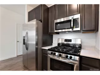 Photo #5: 9634081 Listing