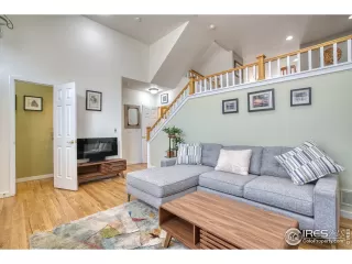 Photo #3: 963436 Listing