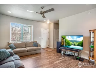 Photo #5: 963458 Listing