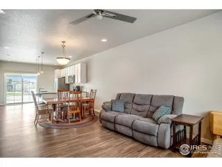 Photo #6: 963458 Listing