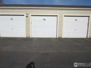 Photo #3: 963500 Listing