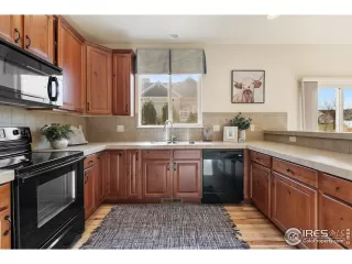 Photo #6: 963509 Listing