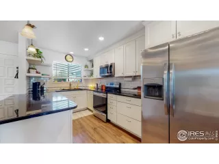 Photo #6: 963511 Listing