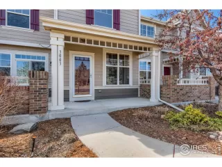 Photo #2: 963589 Listing