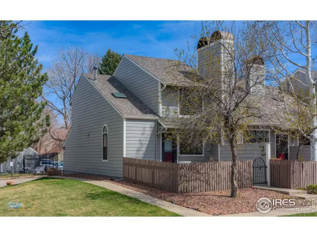 MLS: 963621 Condo For Sale