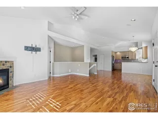 Photo #6: 963650 Listing