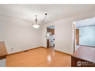 Photo #5: 963740 Listing