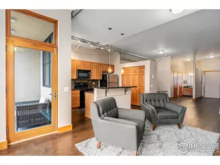 Photo #3: 963771 Listing