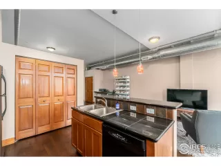 Photo #6: 963771 Listing